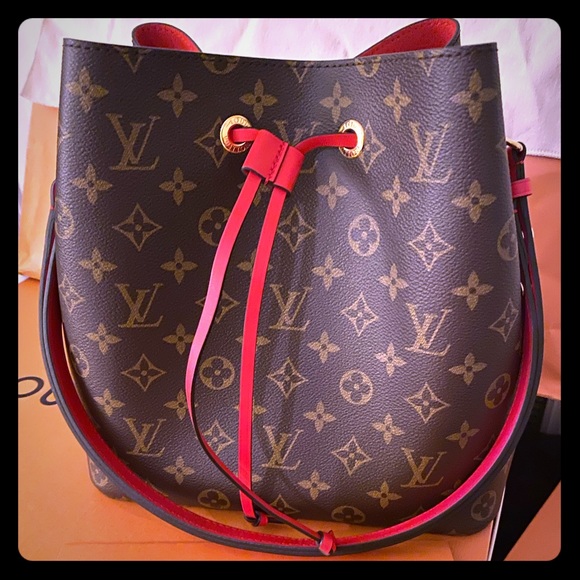 Louis Vuitton Neo Noe MM - Picture 1 of 9